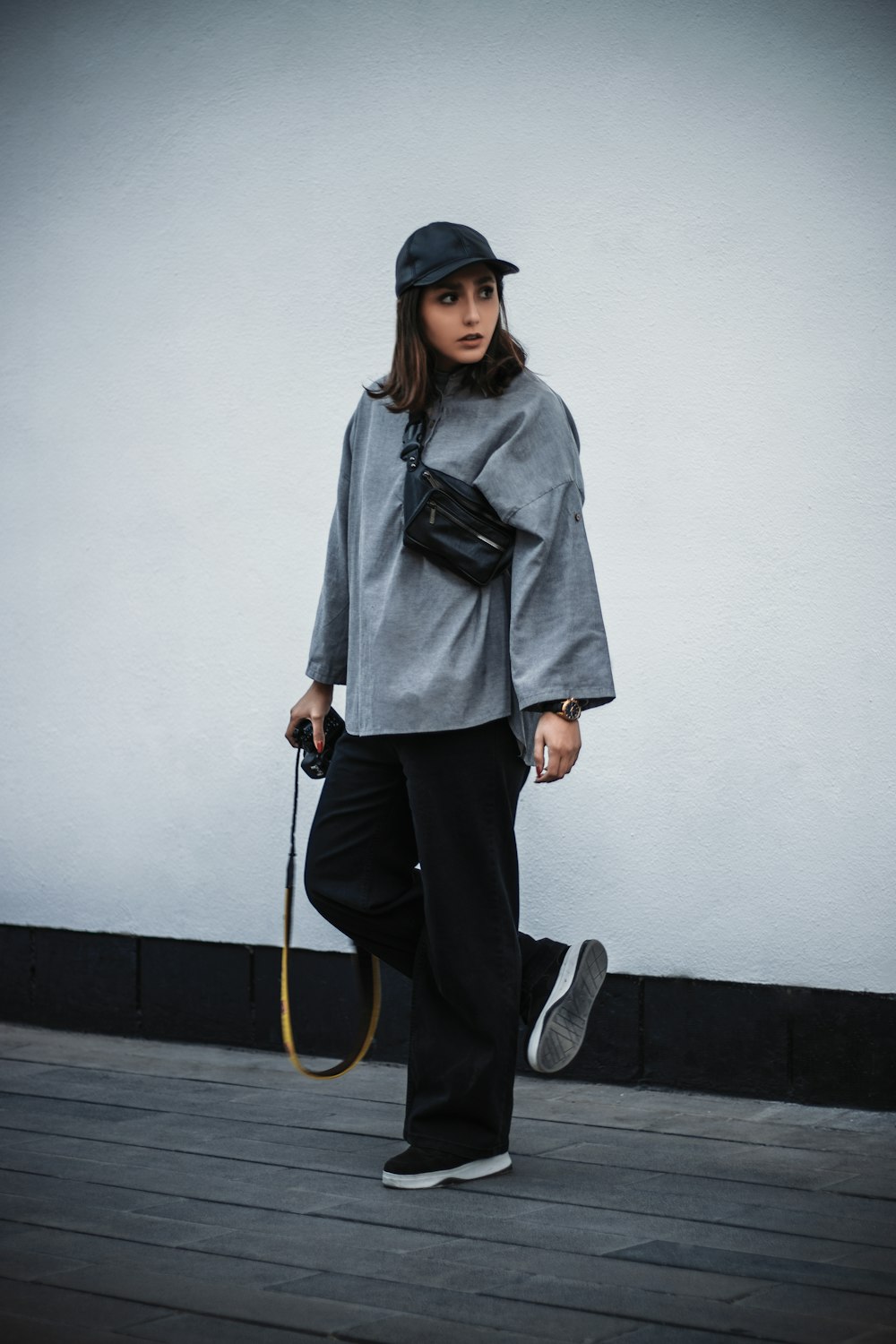Minimalist outfit: oversized grey and black