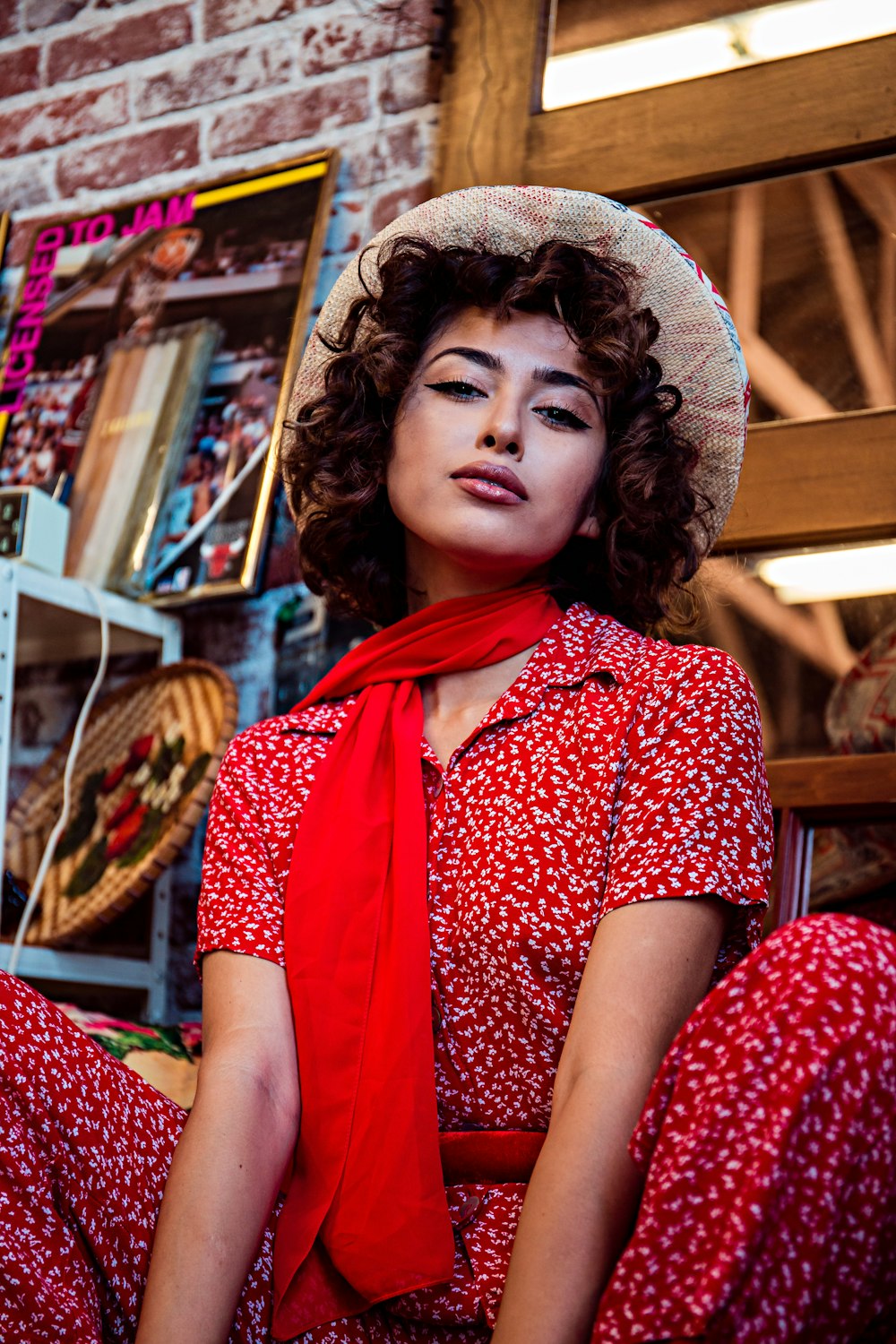 Advanced vintage outfit